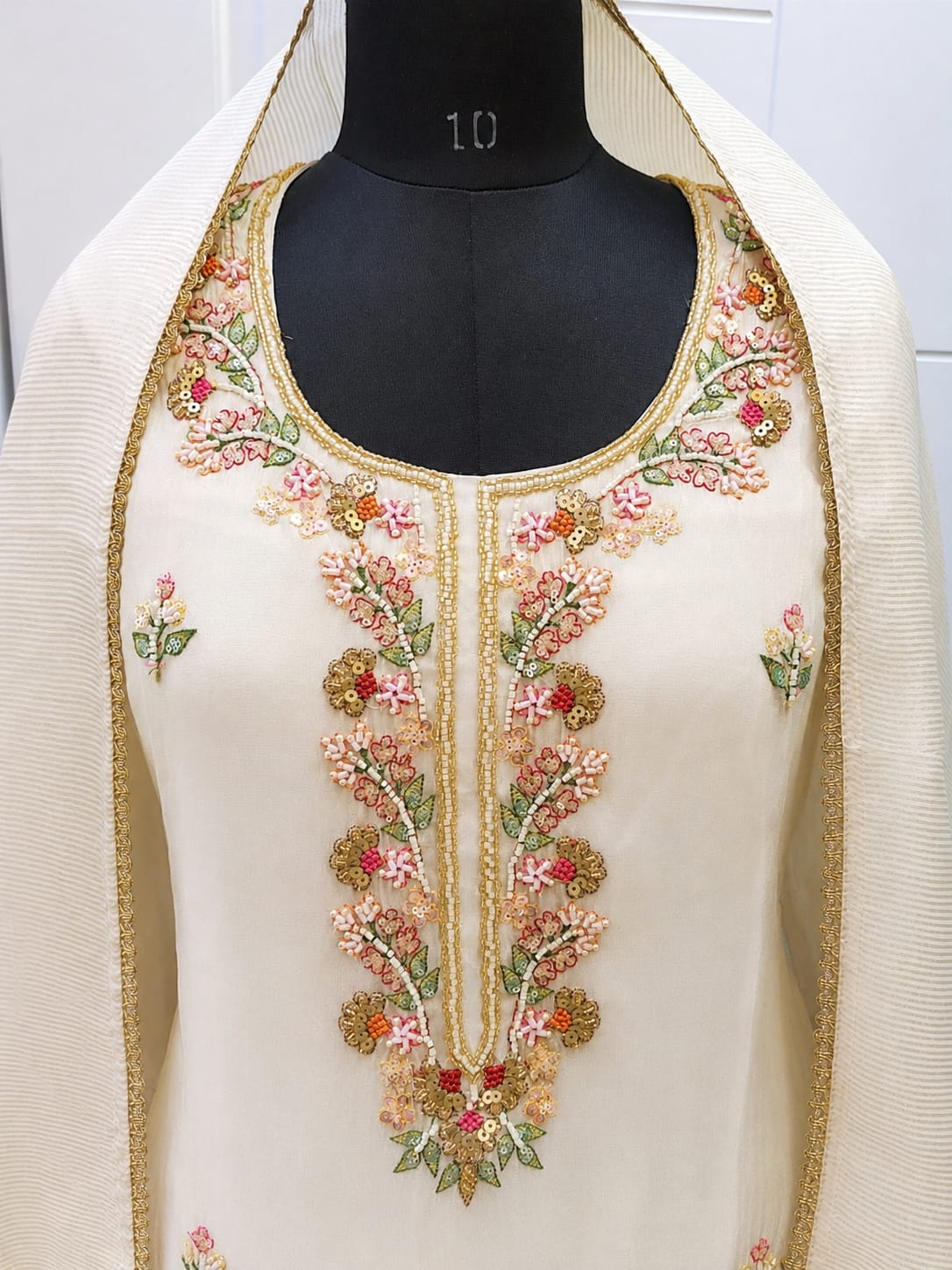Elegant Ivory Embroidered 3-Piece Suit Set - Image 2